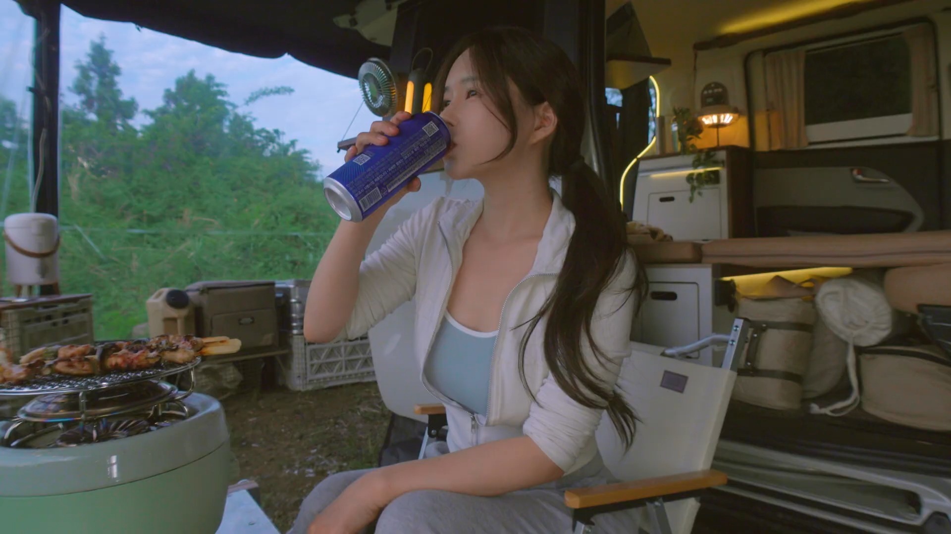 菜场装空调、浴室变咖啡馆 老社区改造关键在“民意密码”